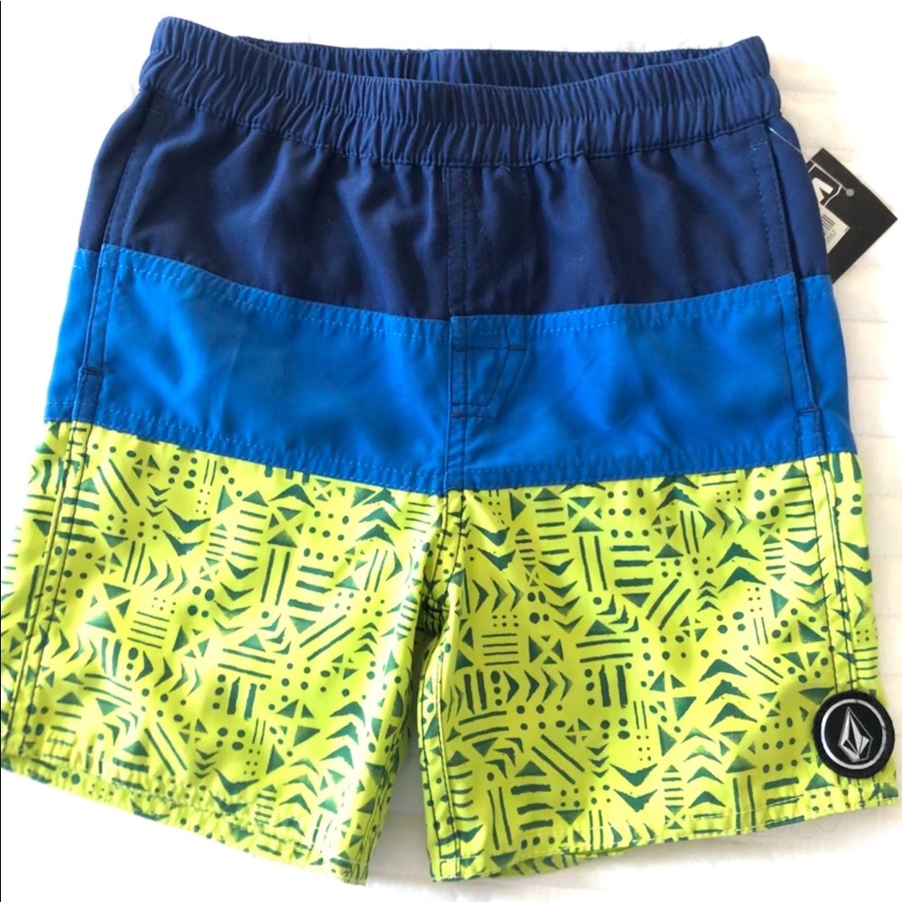 Volcom “Razzy” Boys Boardshorts, NWT